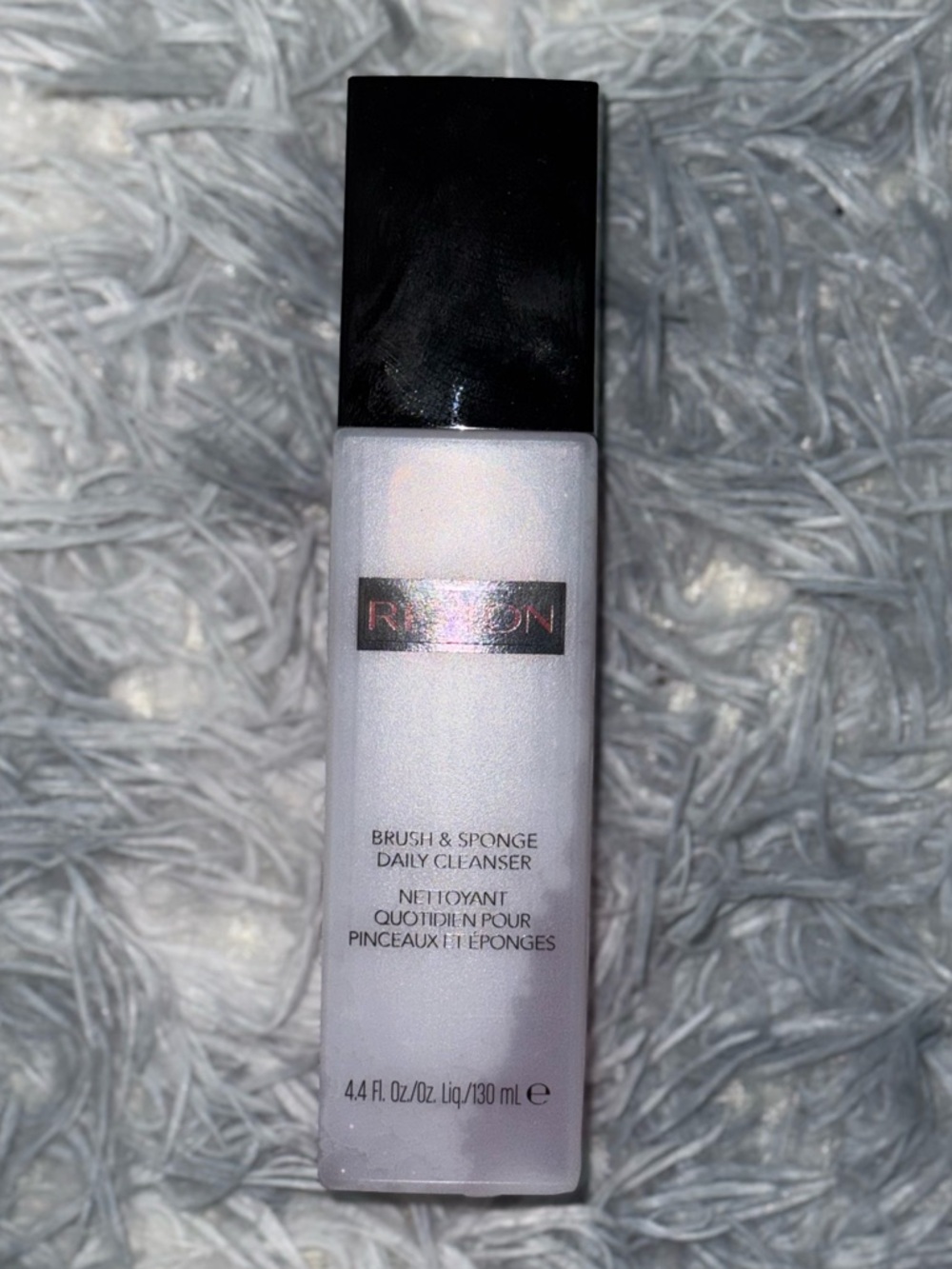 🏷️NWOT Revlon Brush & Sponge Daily Cleanser
